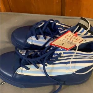 New Hunter for Target Child Stripes sneakers 2 NWT